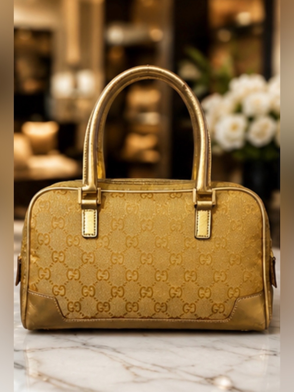 Authentic Vintage Metallic Gold Gucci GG Canvas Leather Bowler Satchel Handbag - Picture 3 of 7